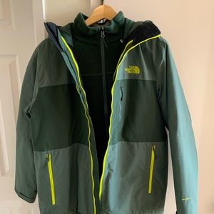 The North Face 2 Piece Dryvent Jacket and Fleece Liner EUC Men’s L